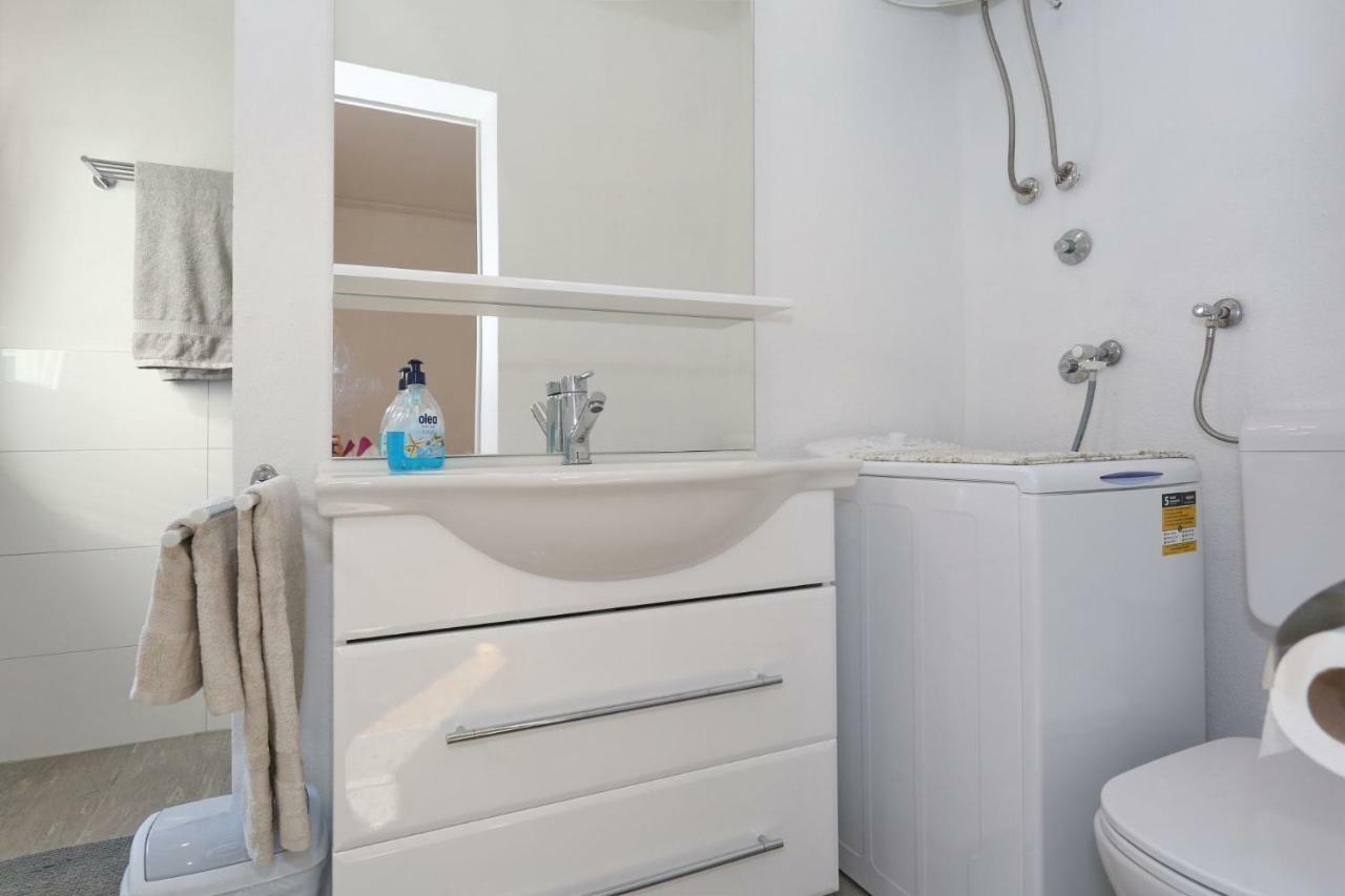Villa Neyla Vir Bagian luar foto