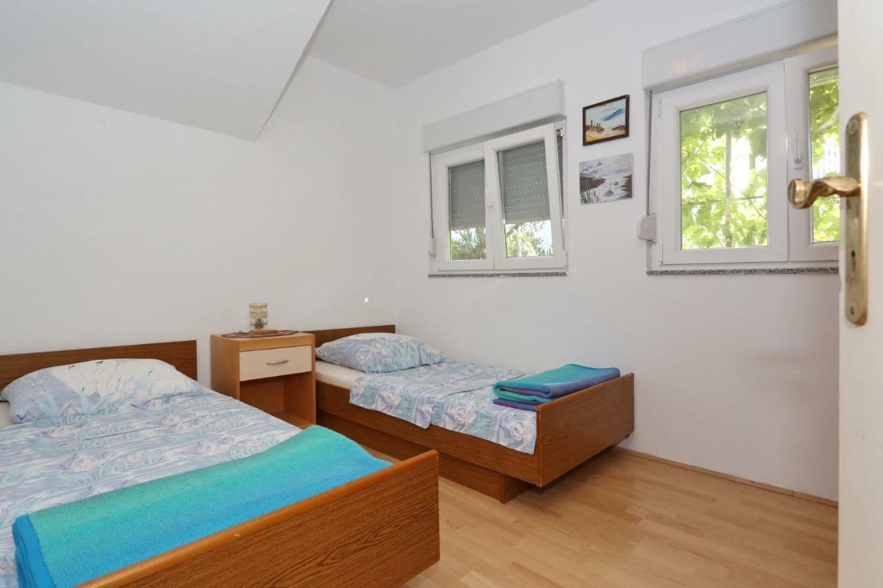 Villa Neyla Vir Bagian luar foto