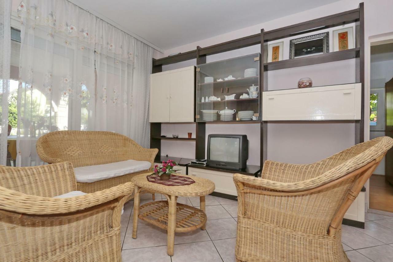 Villa Neyla Vir Bagian luar foto