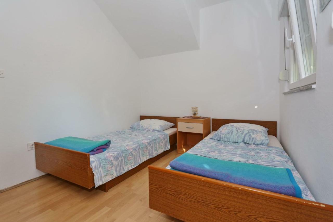Villa Neyla Vir Bagian luar foto
