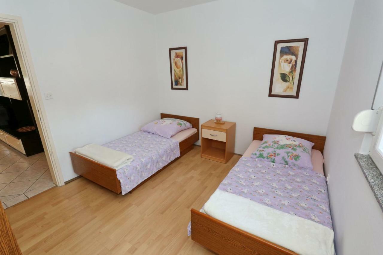 Villa Neyla Vir Bagian luar foto
